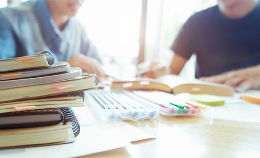 دروس وتكوينات