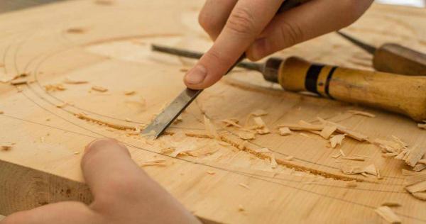 صناعة الأثاث