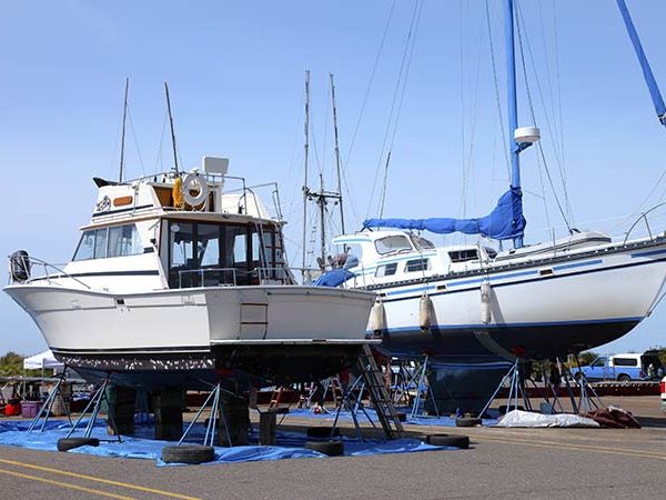 صيانة و إصلاح القوارب