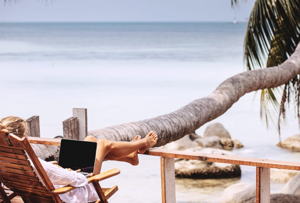 Est-ce la fin du travail au bureau ? 5 avantages du travail en freelance