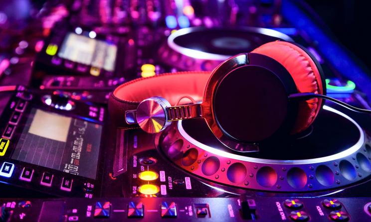 5 Conseils Pour Devenir Un Grand Dj, Jobbing, Services Et Micro Services En Freelance