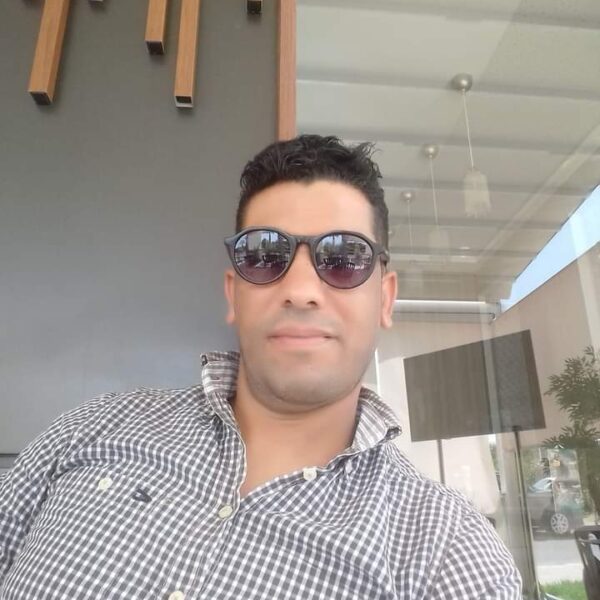 Mostafa Maichv