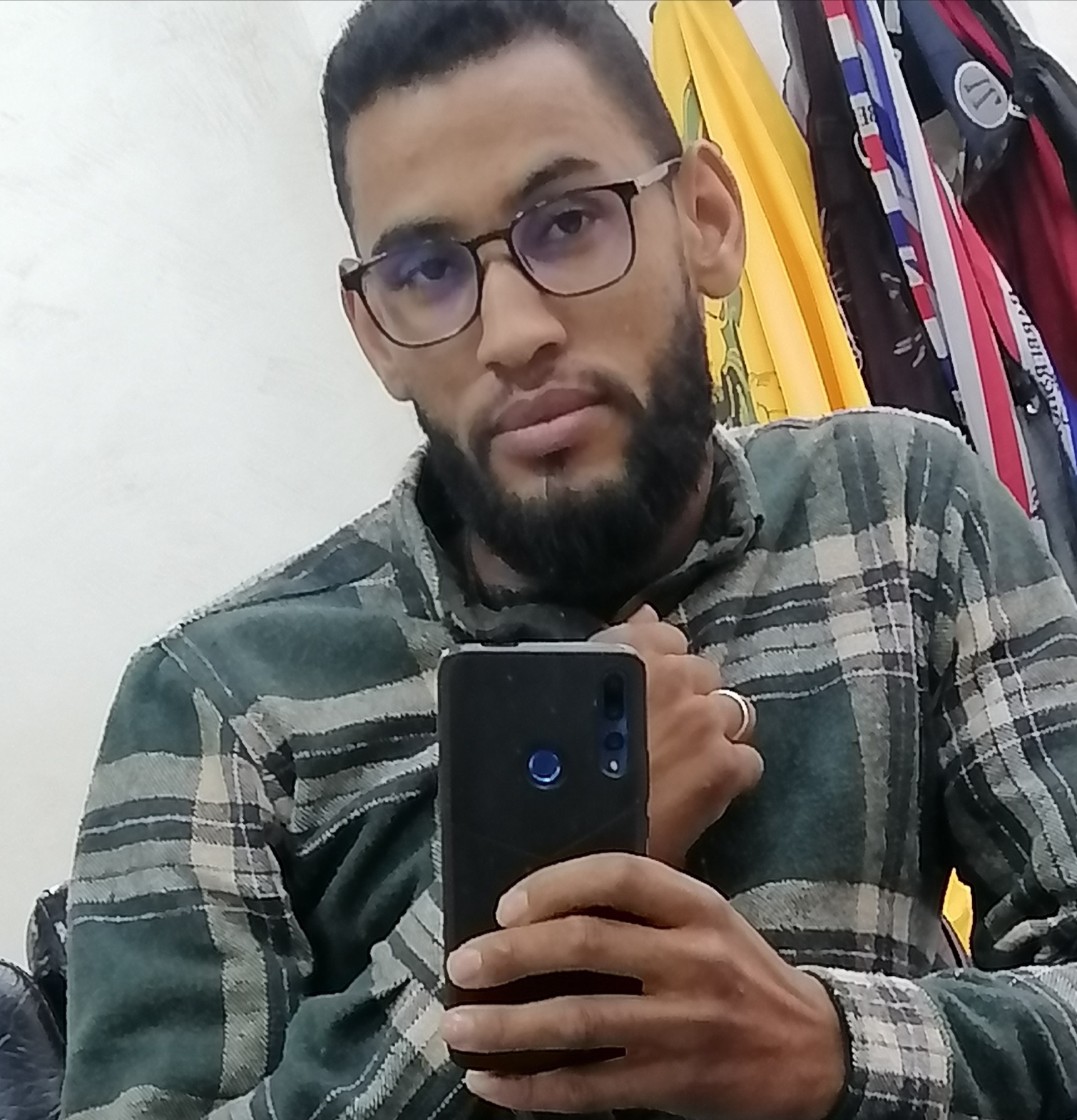 يوسف  ايت ماكوف