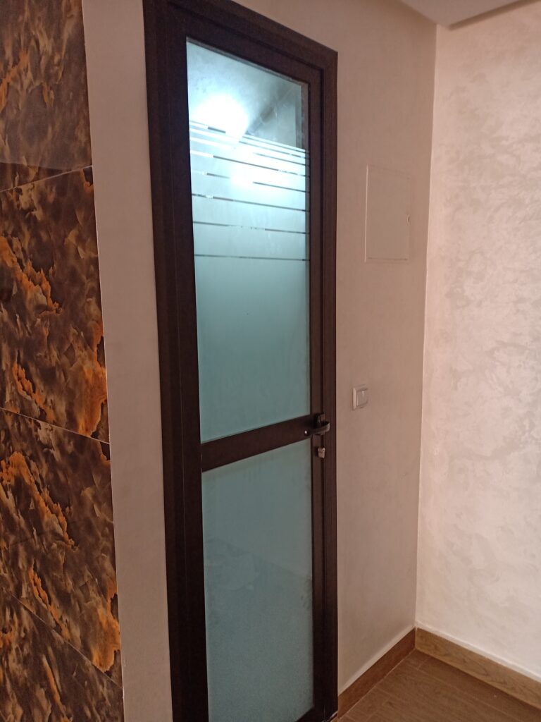 Je vais étudier avec vous l'architecture de vos fenêtres, portes, volets roulants, aménagement intérieur et extérieur ainsi que vos sdb - portfolio - 1