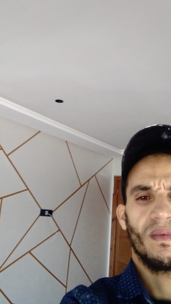 جميع انواع الصباغة وحل مشاكل الرطوبة والشقوق والغمال، صباغة بدون راءحة قابلة للغسل والمسح ومقاومة الاوساخ والرطوبة - portfolio - 0