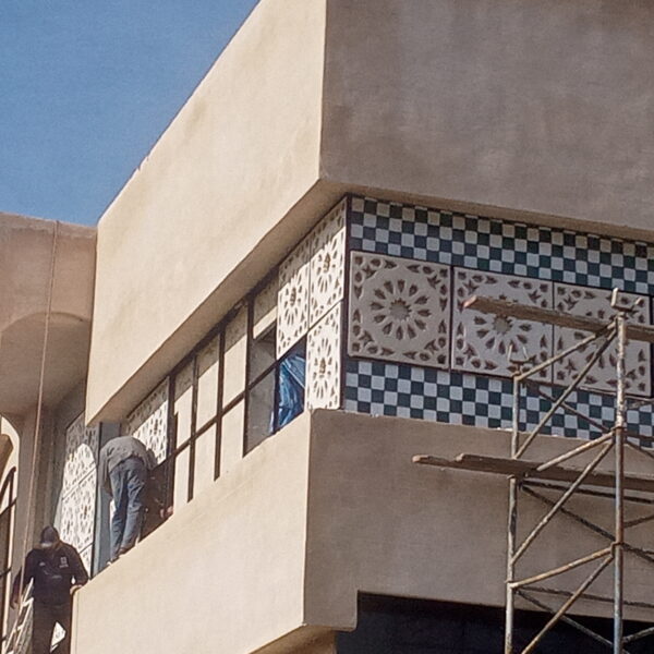 اسامة Bt travox