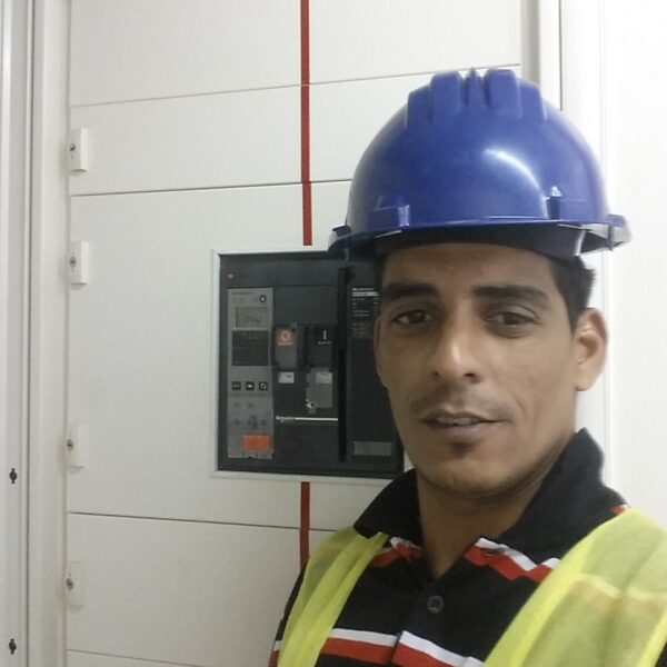 عزالدين  الرحالي 