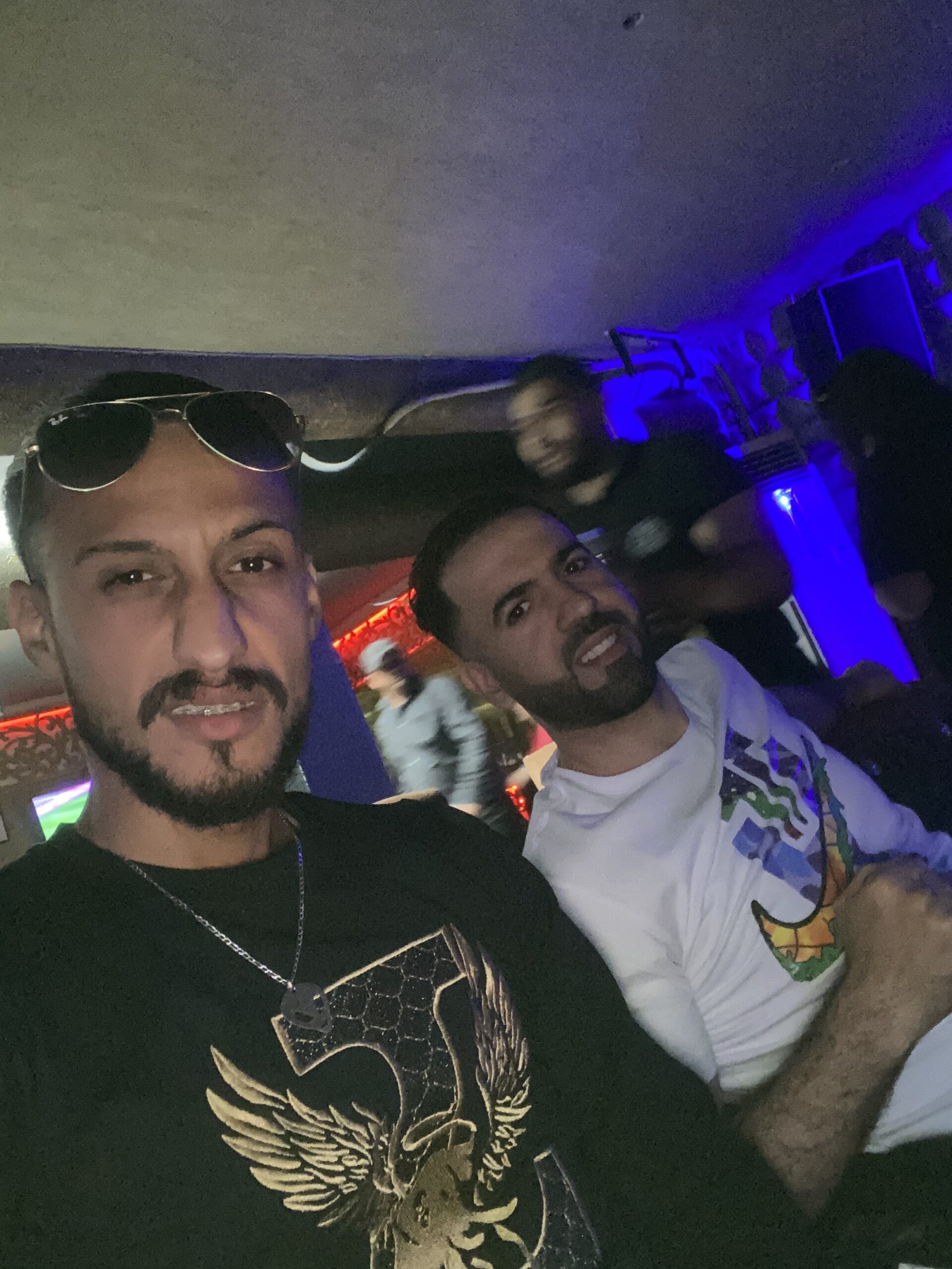 اناس Smg