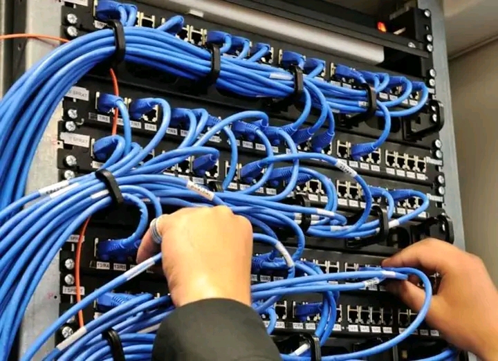 Installation les système de sècuritè et les système de rèseaux informatique - portfolio - 0