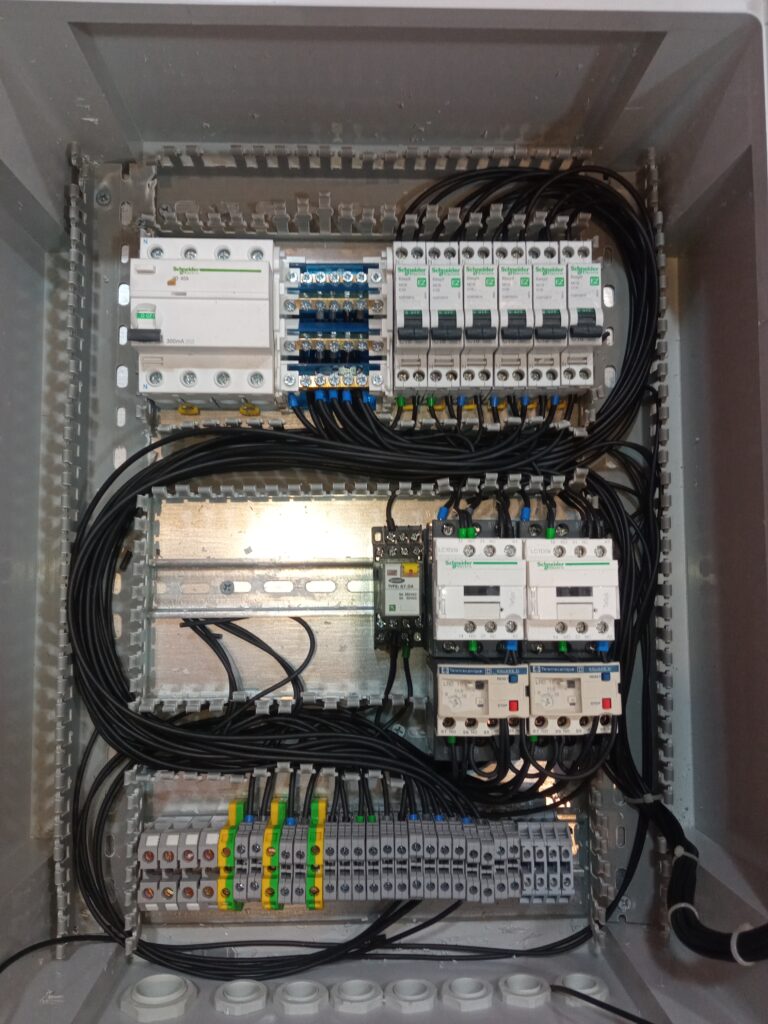 👷⚡Électricité d'entretien Industrielle ⚡ - portfolio - 1