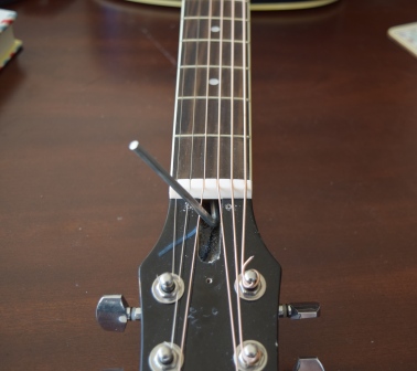 Reglage et reparations des guitares acoustiques et electriques - portfolio - 2