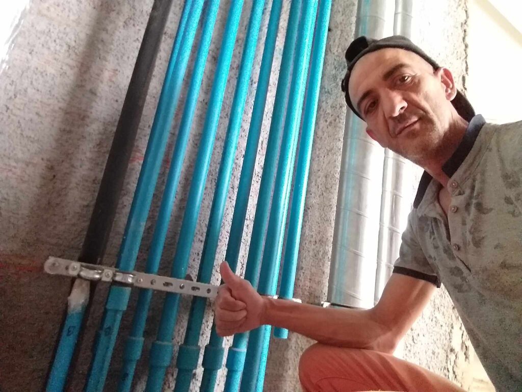 Kamal Elouardani - الغلاف