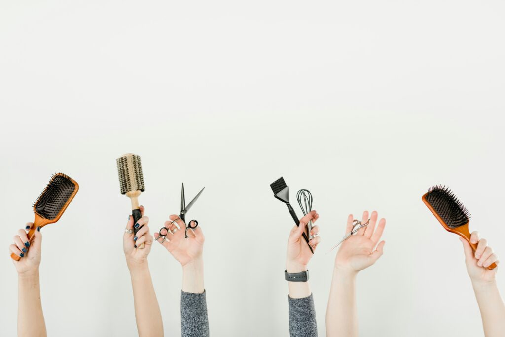 Découvrez les tendances coiffure incontournables de 2024 avec Jobbers.ma