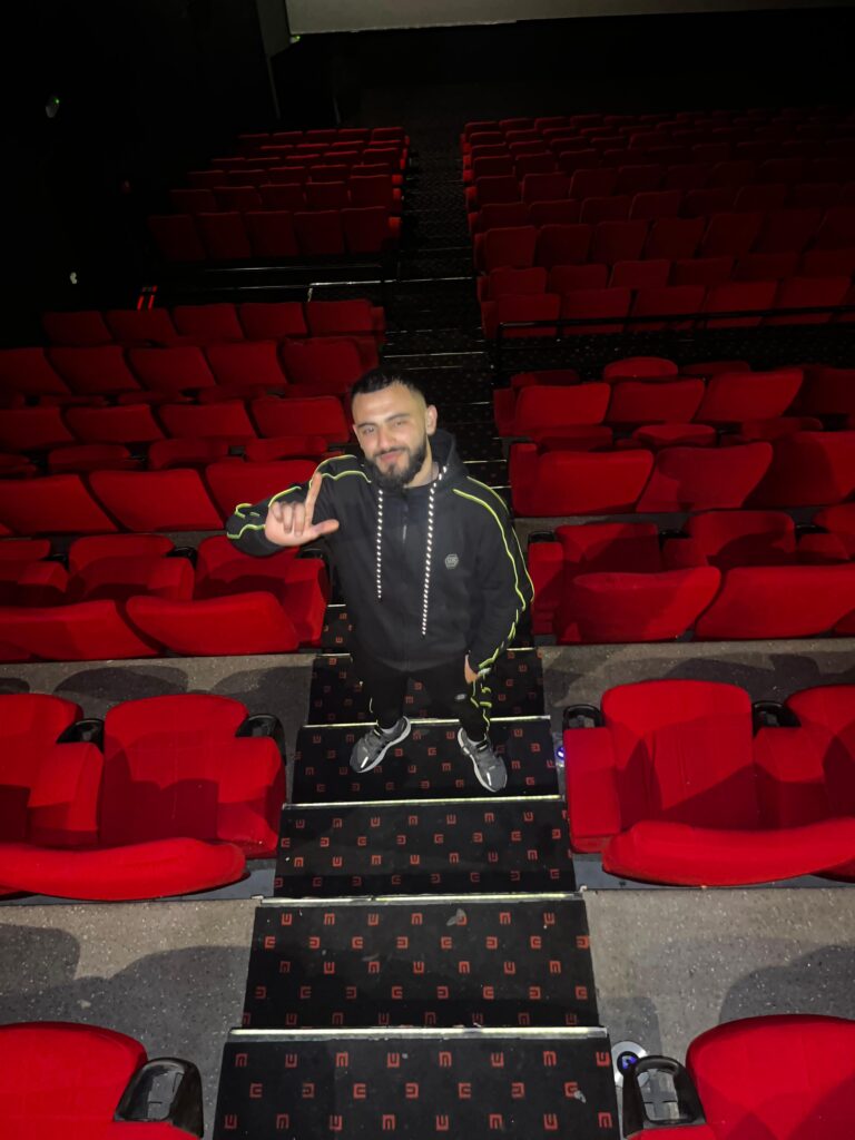 Monir Bofrahi - الغلاف