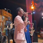 J'anime des événements de tout types, anniversaire, mariages, soirées gala, etc. Je chante plusieurs styles : blues, soul, pop, rnb, afro, jazz... 