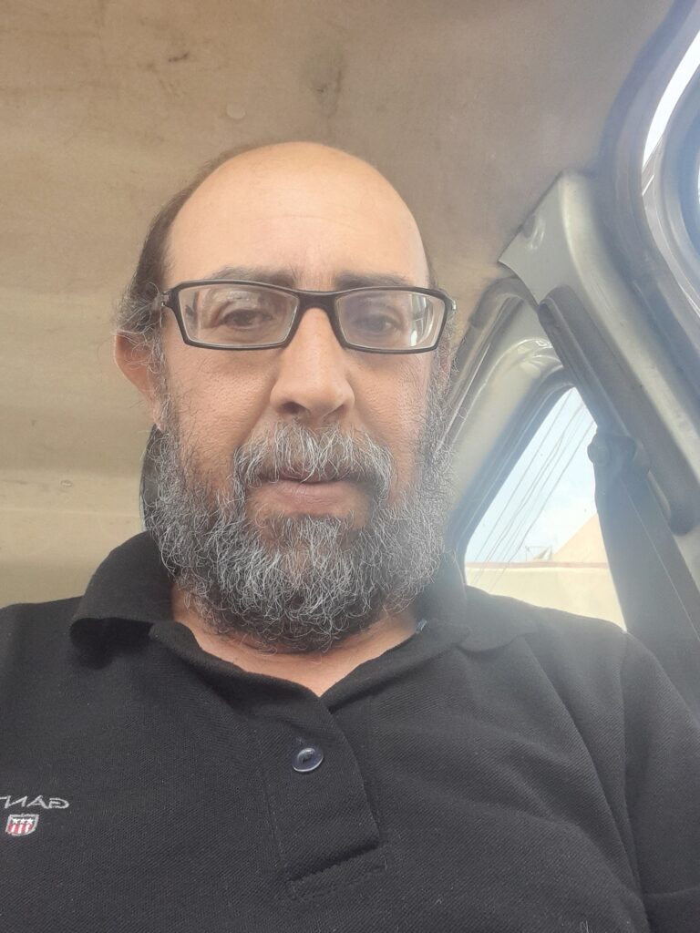ندير صديق - cover