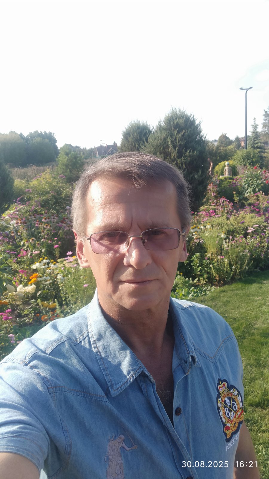 Dimitri Karnouchov