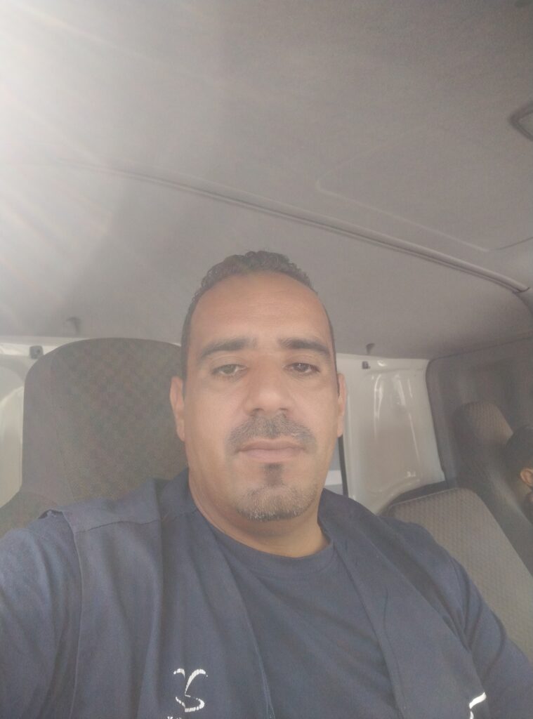 مصطفى  بنزيات - cover