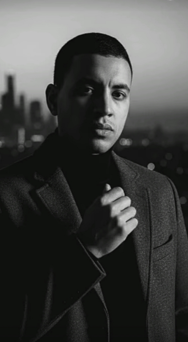 وسام عامل