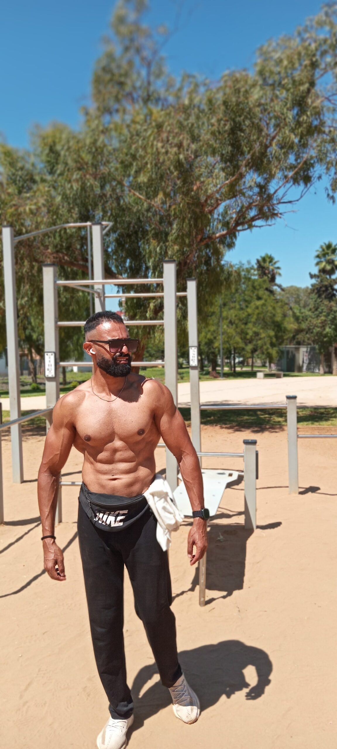 ANOIR SADOUK