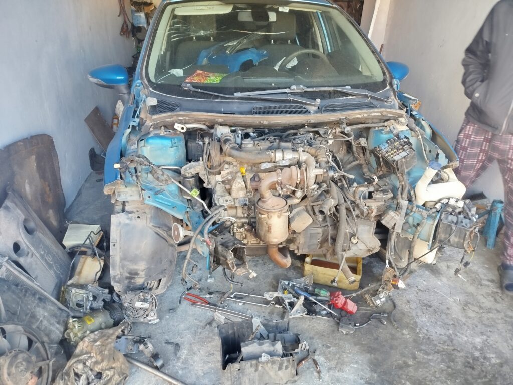 طولي السيارت